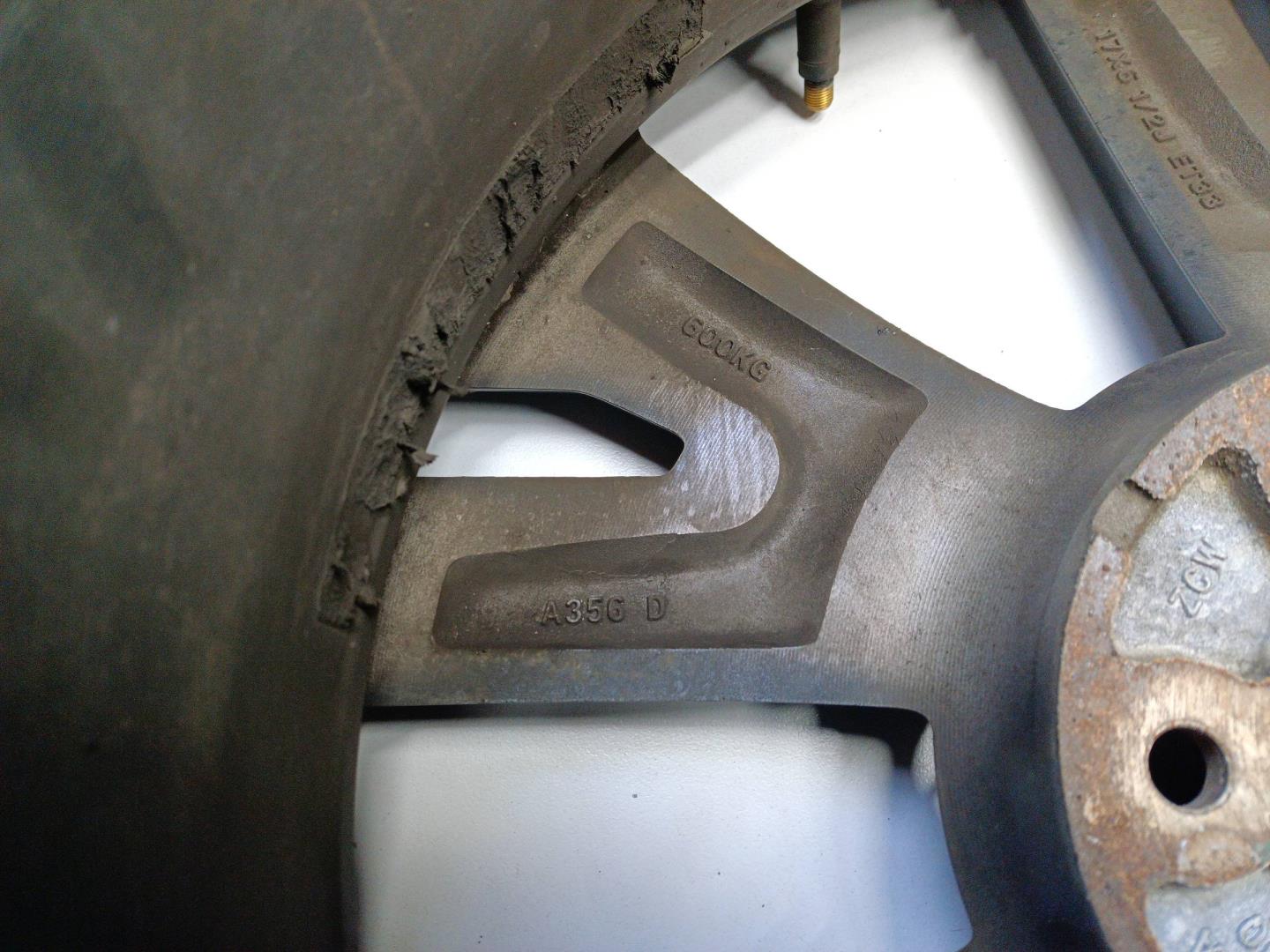 Диск колесный литой легкий сплав