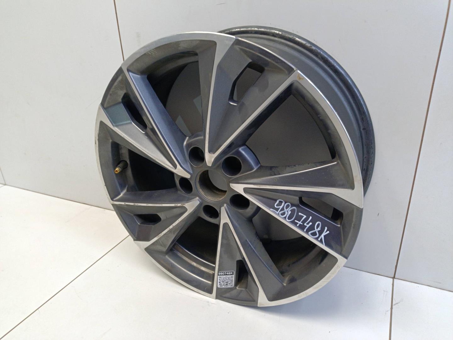 Диск колесный литой легкий сплав