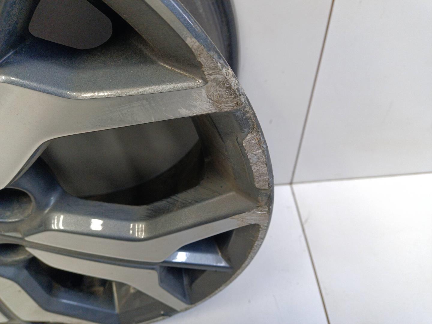 Диск колесный литой легкий сплав