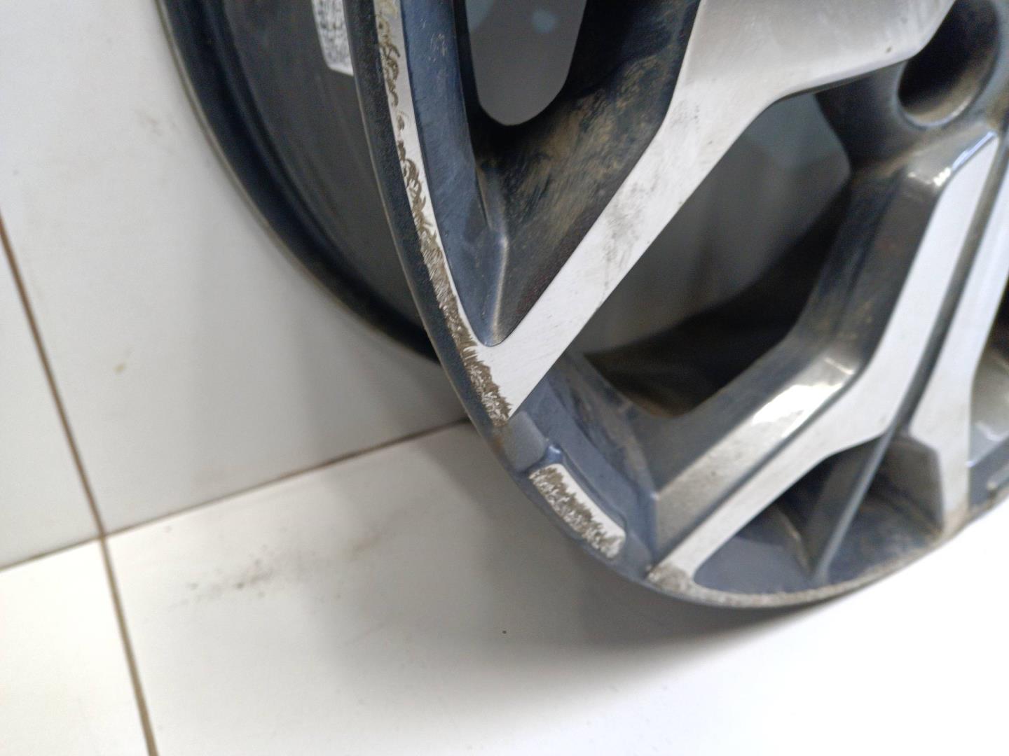 Диск колесный литой легкий сплав