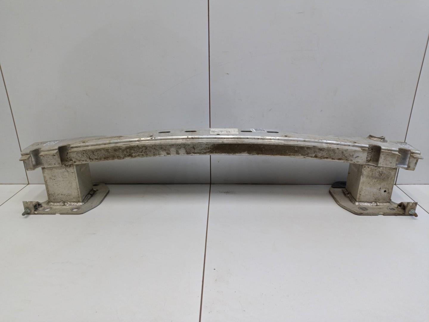 Усилитель заднего бампера