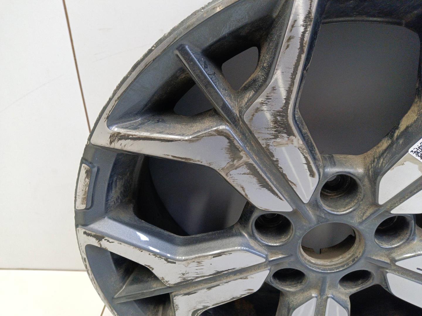 Диск колесный литой легкий сплав