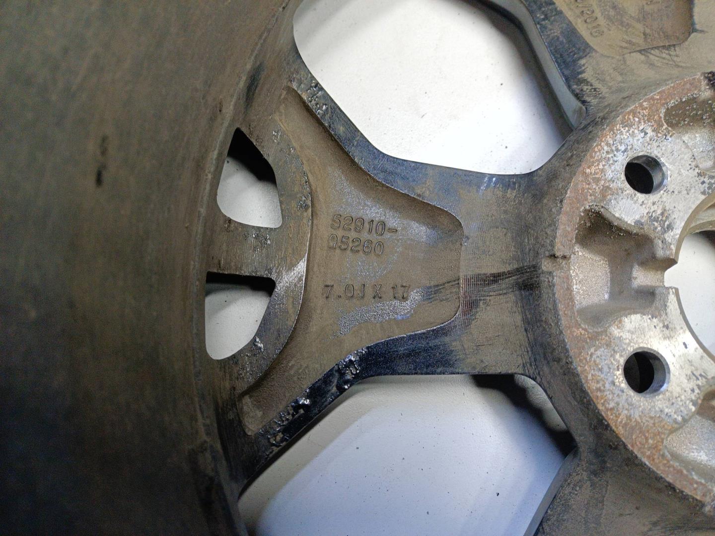 Диск колесный литой легкий сплав