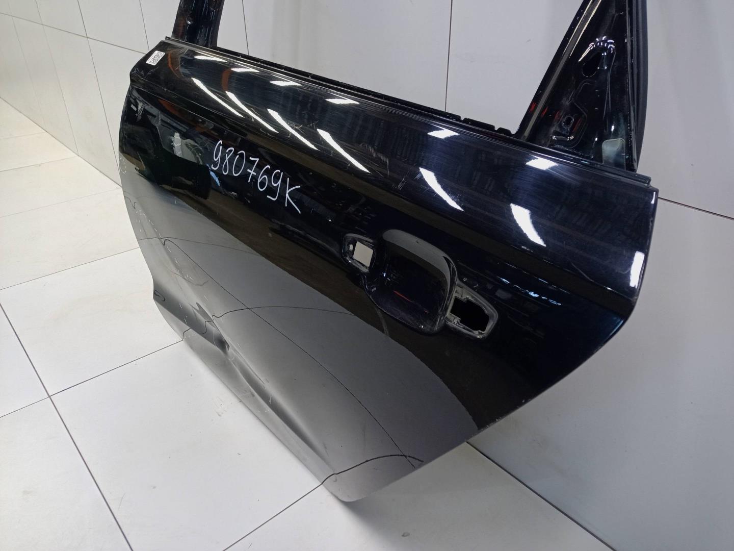 Дверь задняя левая