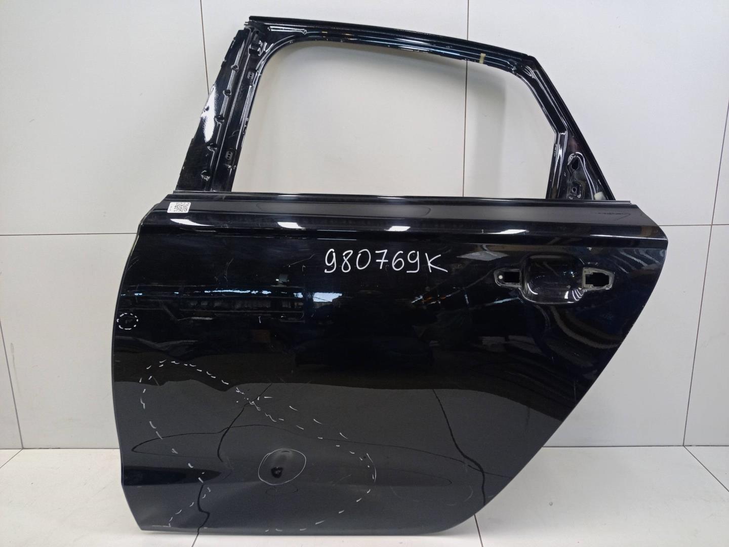 Дверь задняя левая