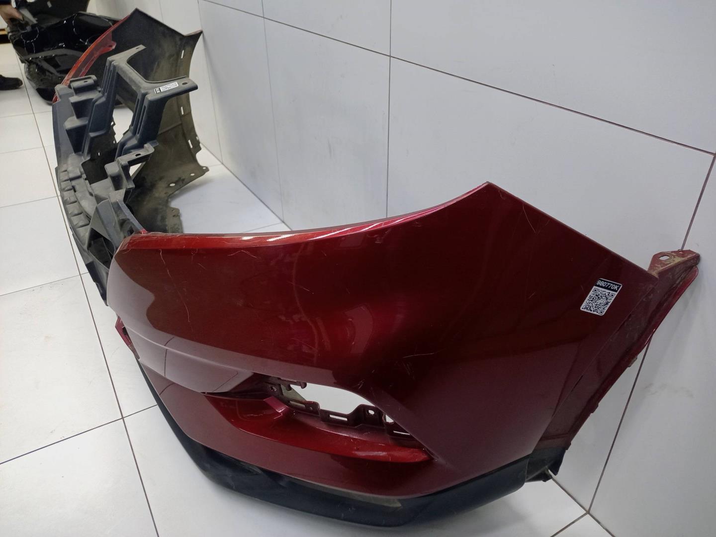 Бампер передний