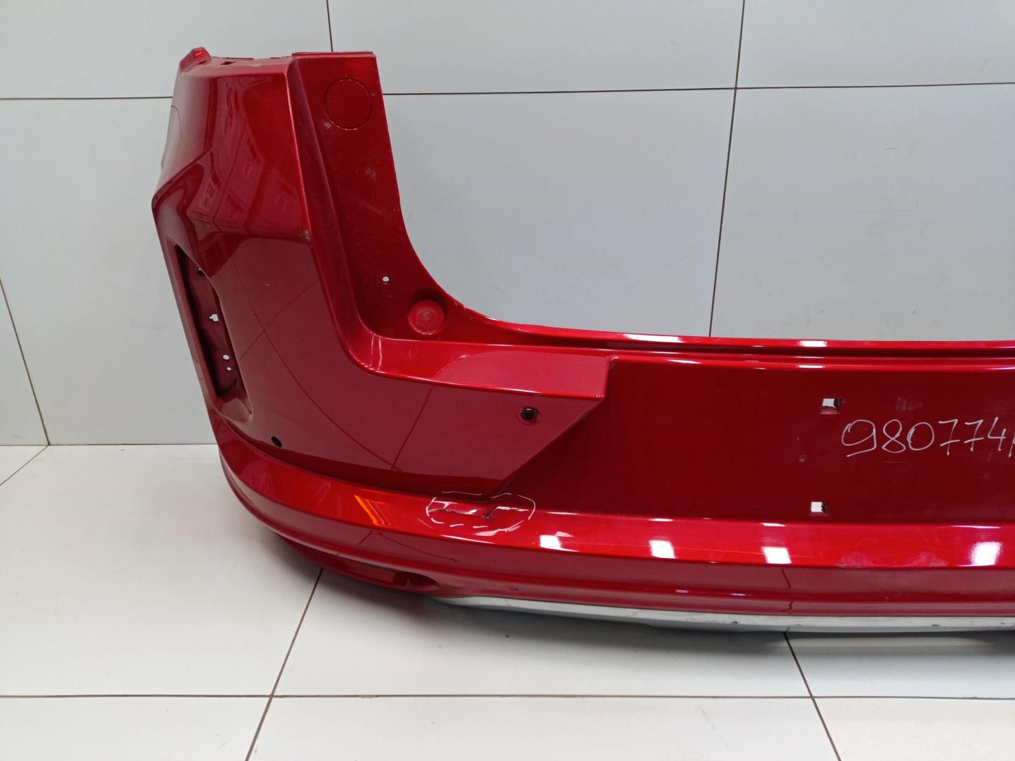 Бампер задний