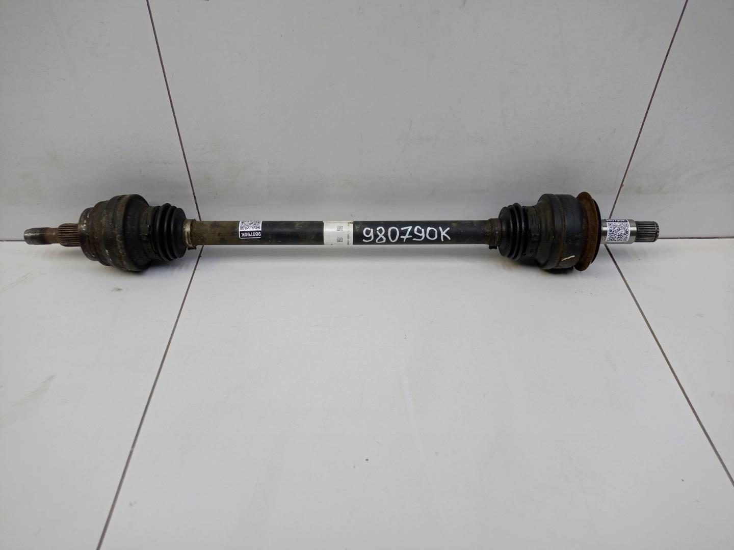 Полуось задняя левая