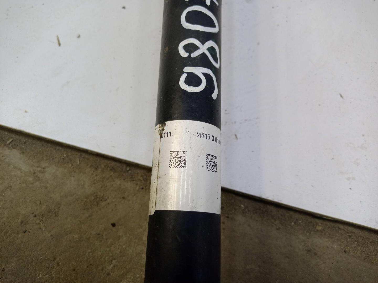 Полуось задняя левая