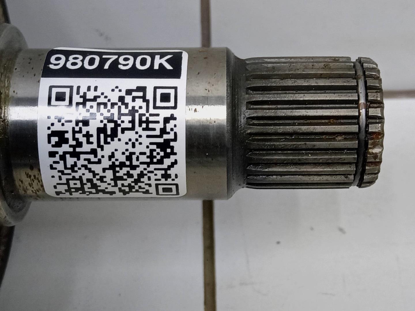 Полуось задняя левая