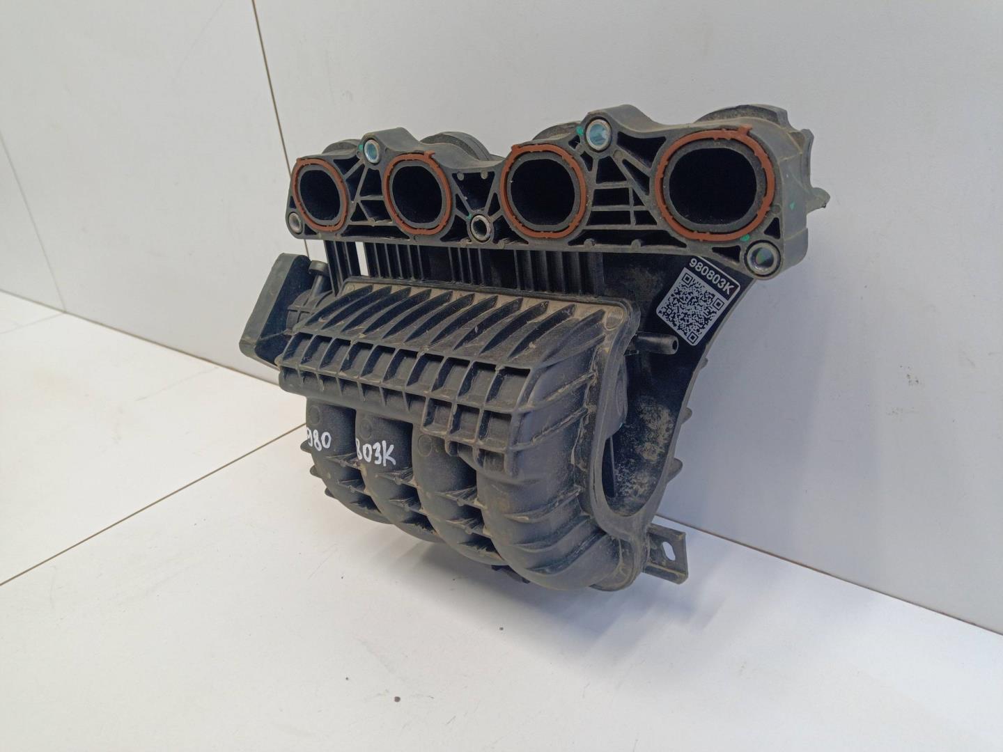 Коллектор впускной