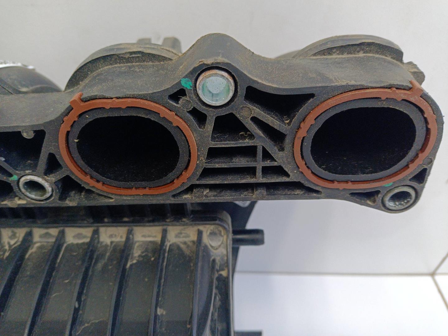 Коллектор впускной