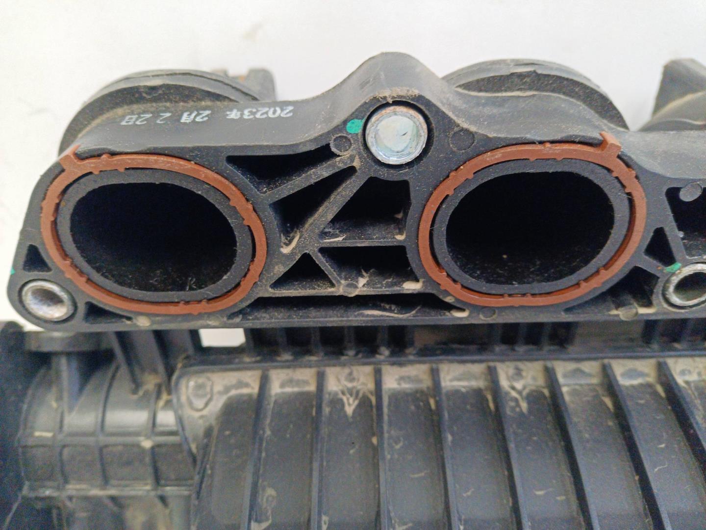 Коллектор впускной