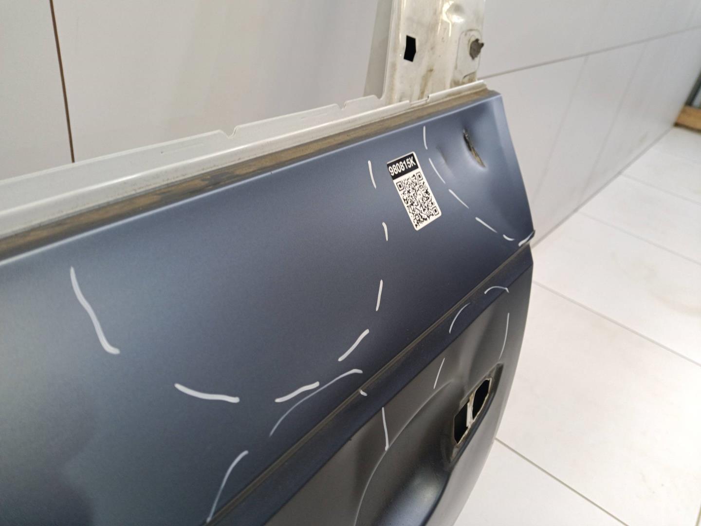 Дверь передняя левая