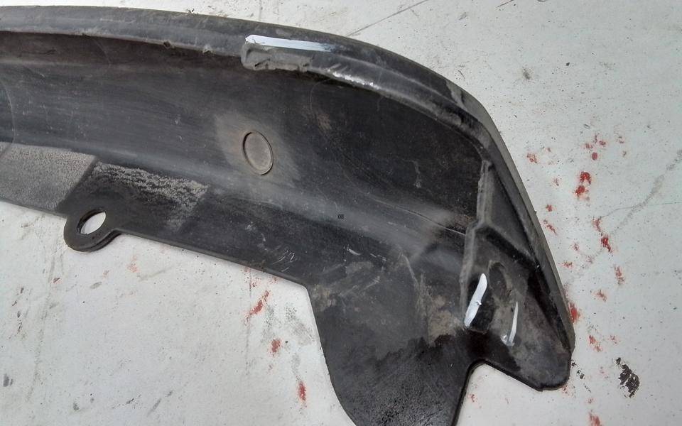 Накладка заднего бампера