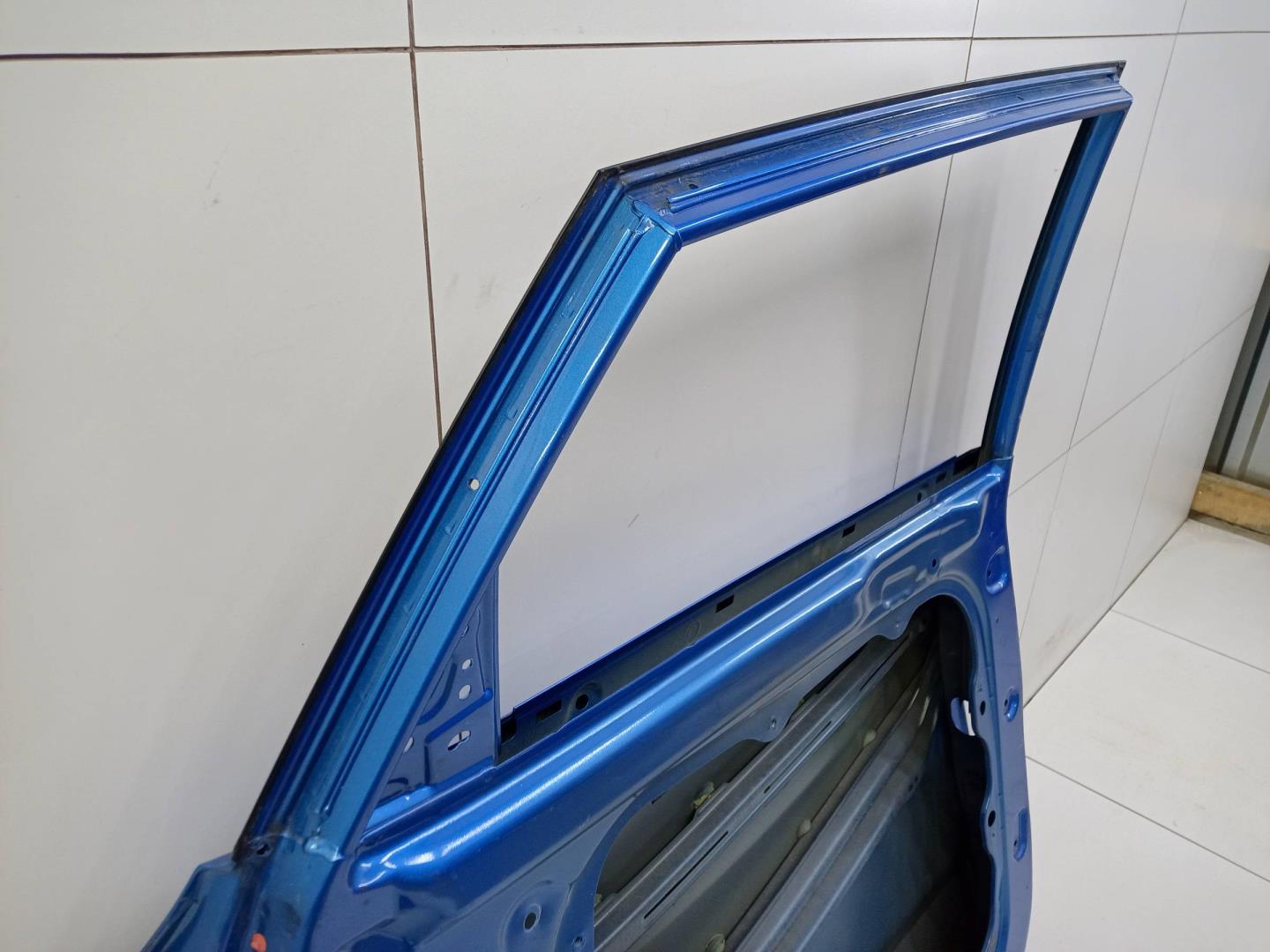 Дверь задняя левая