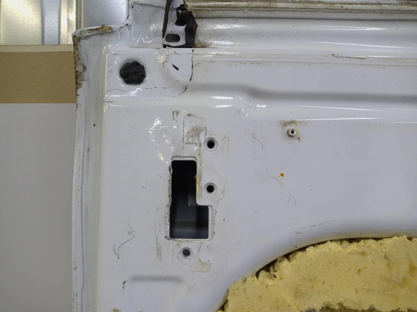 Дверь задняя левая