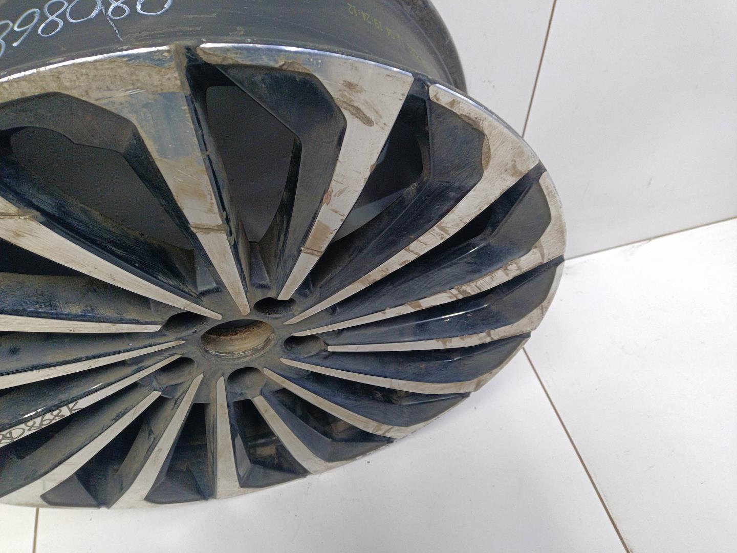 Диск колесный литой легкий сплав