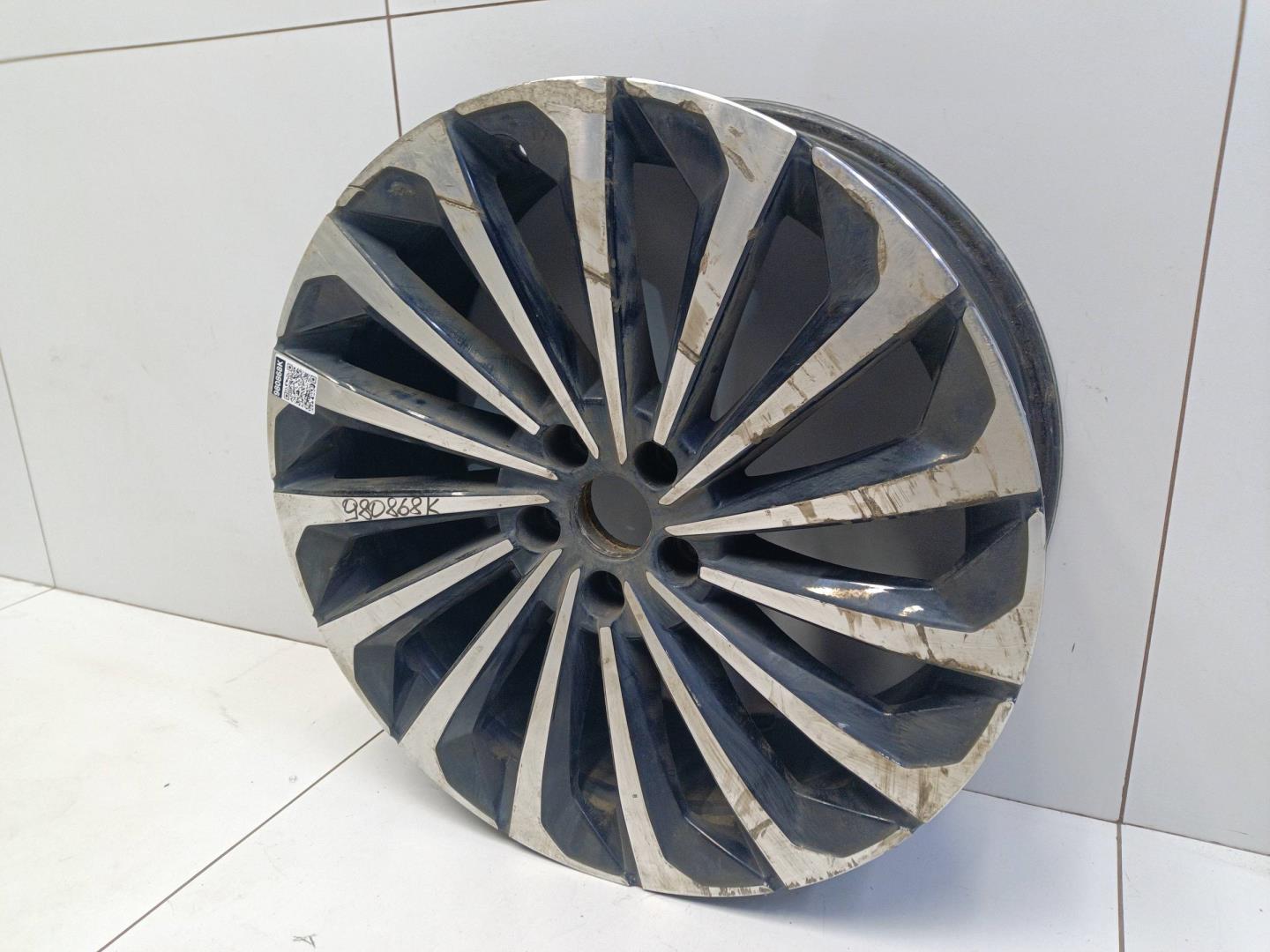 Диск колесный литой легкий сплав