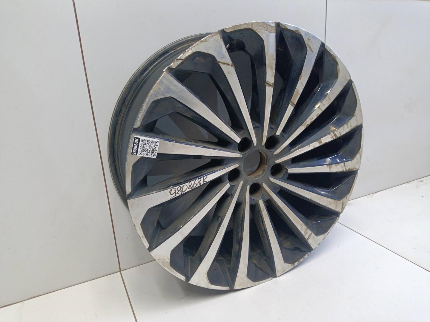 Диск колесный литой легкий сплав