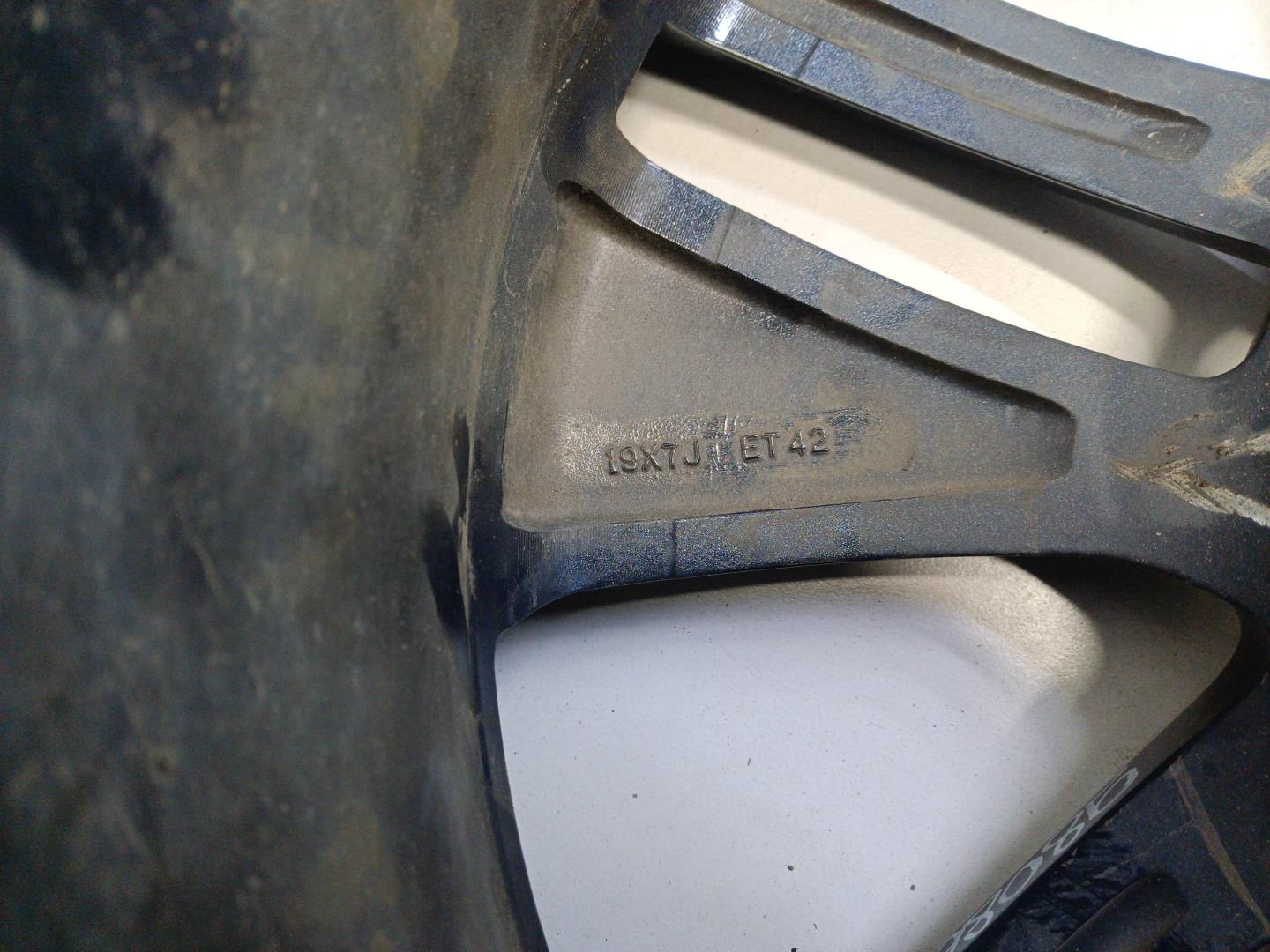 Диск колесный литой легкий сплав