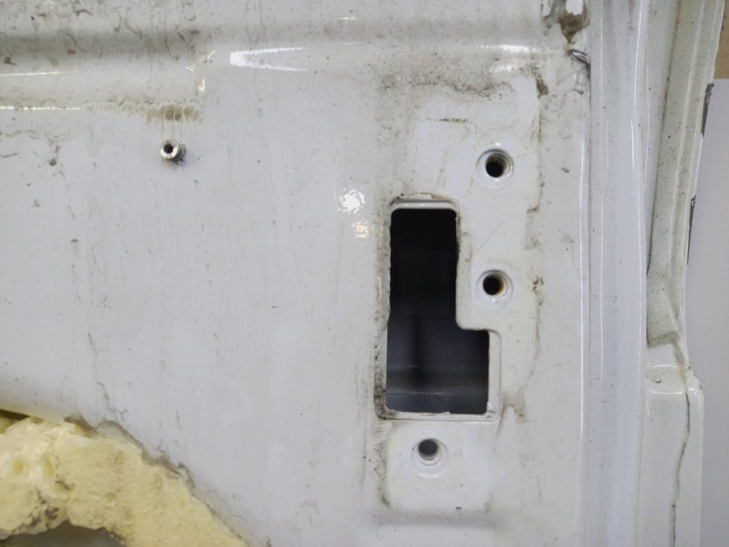 Дверь задняя правая