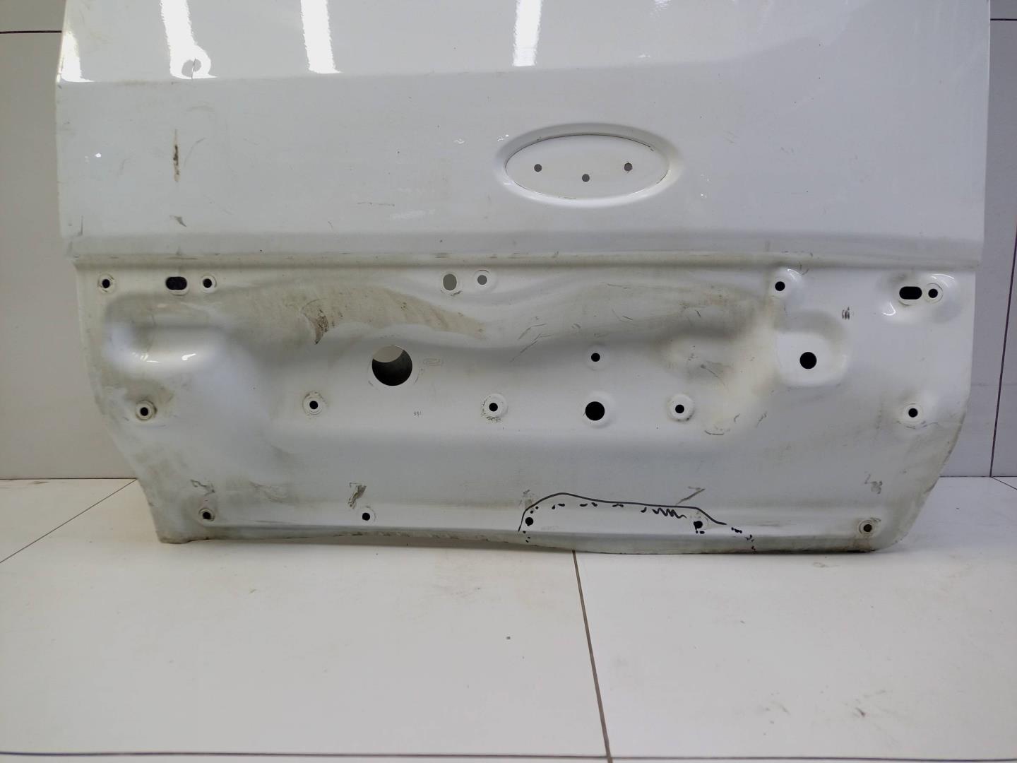 Дверь задняя правая