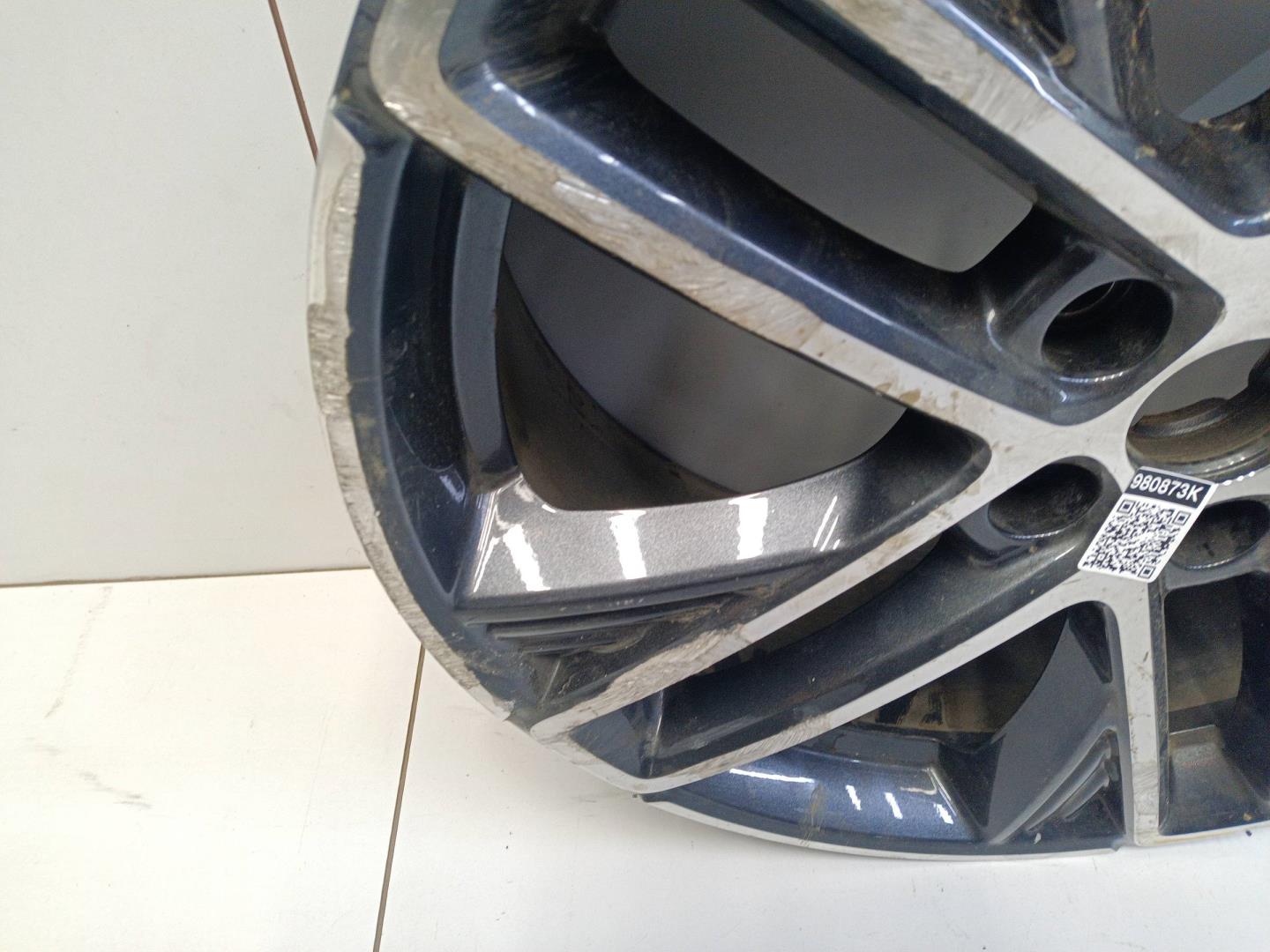 Диск колесный литой легкий сплав