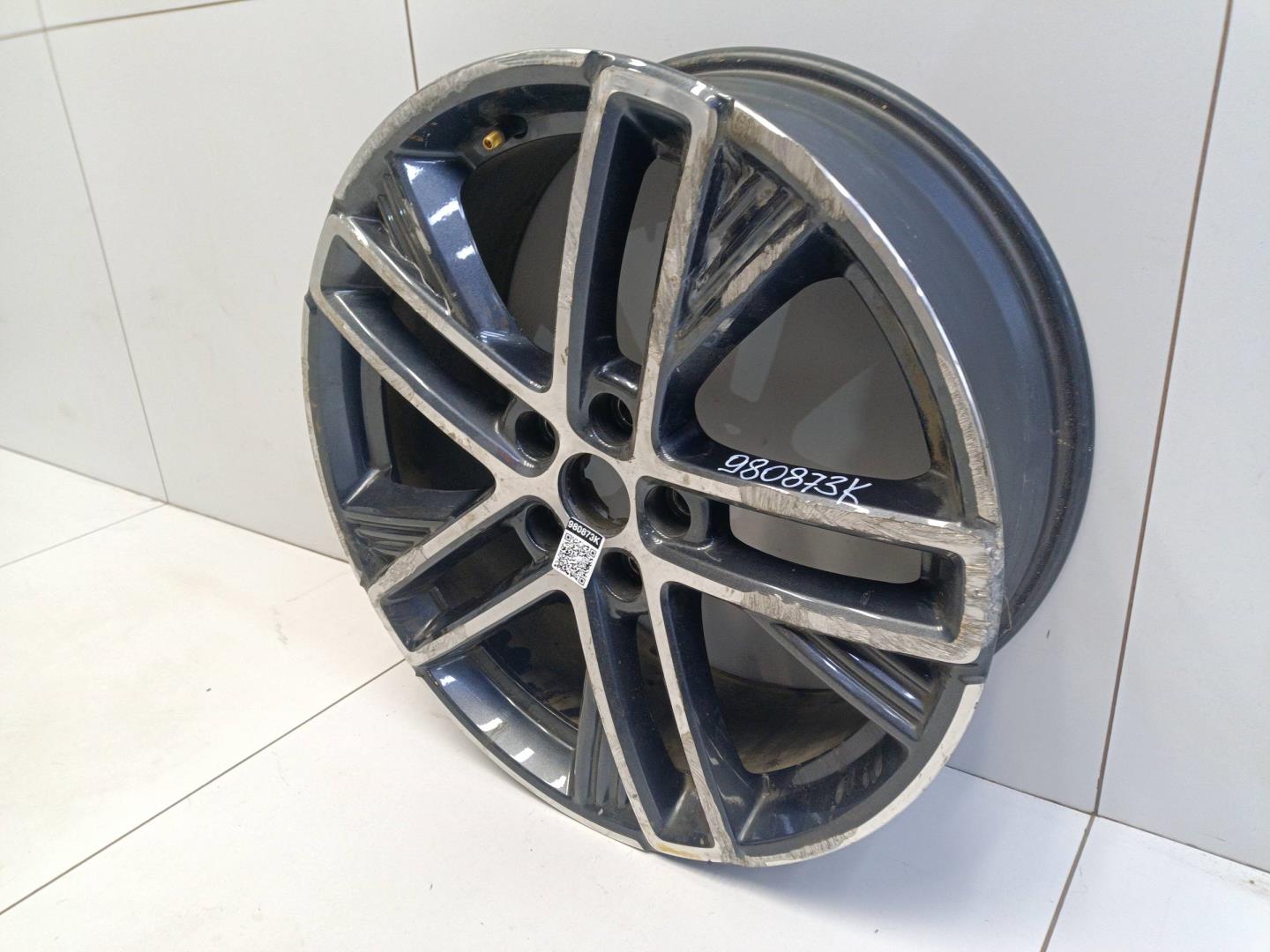 Диск колесный литой легкий сплав