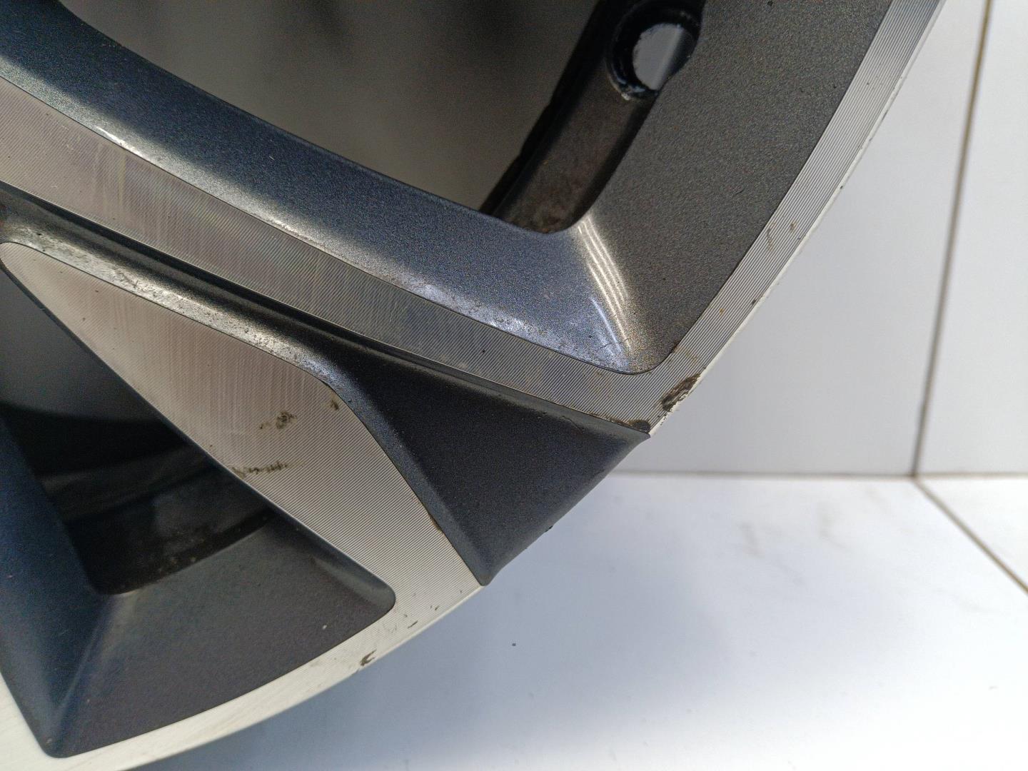 Диск колесный литой легкий сплав