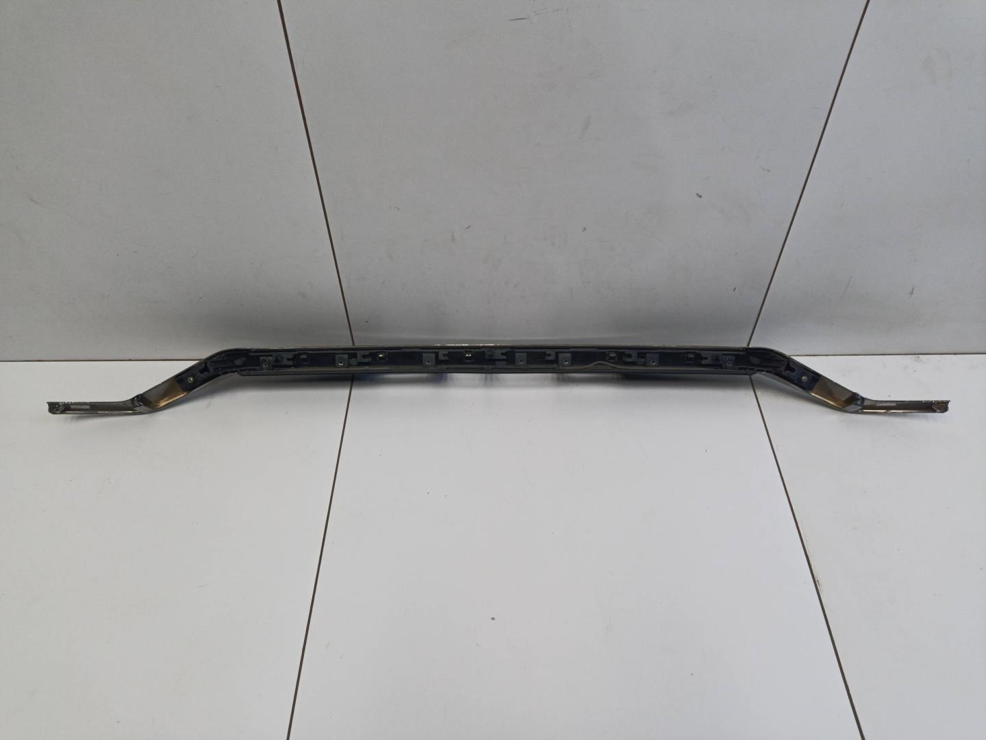 Накладка двери багажника