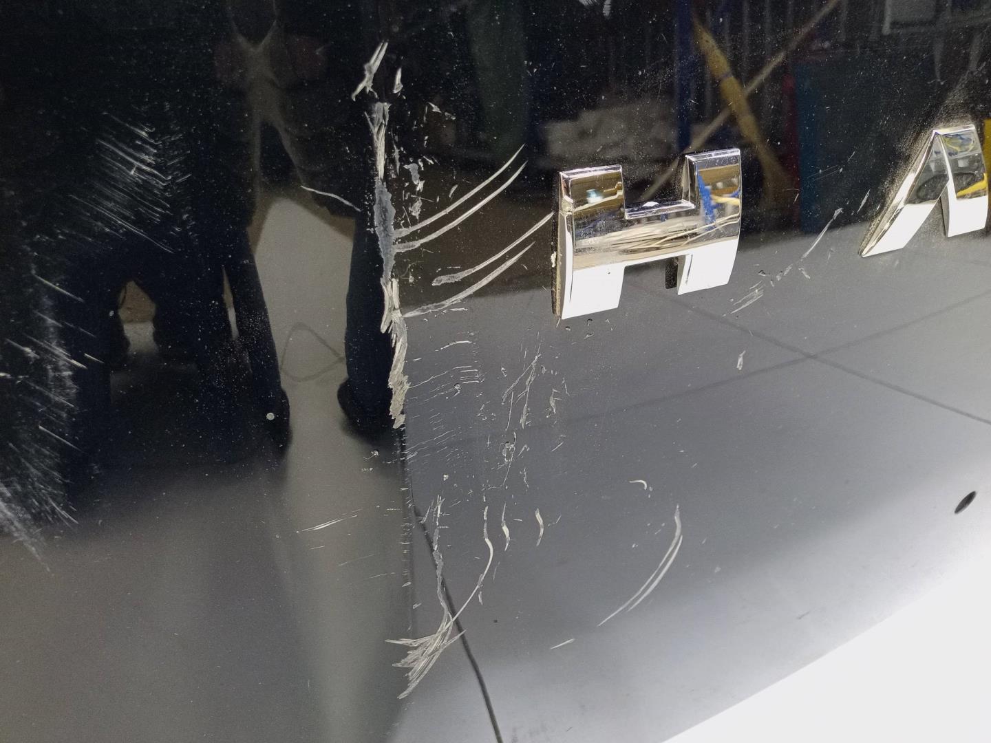 Накладка крышки багажника