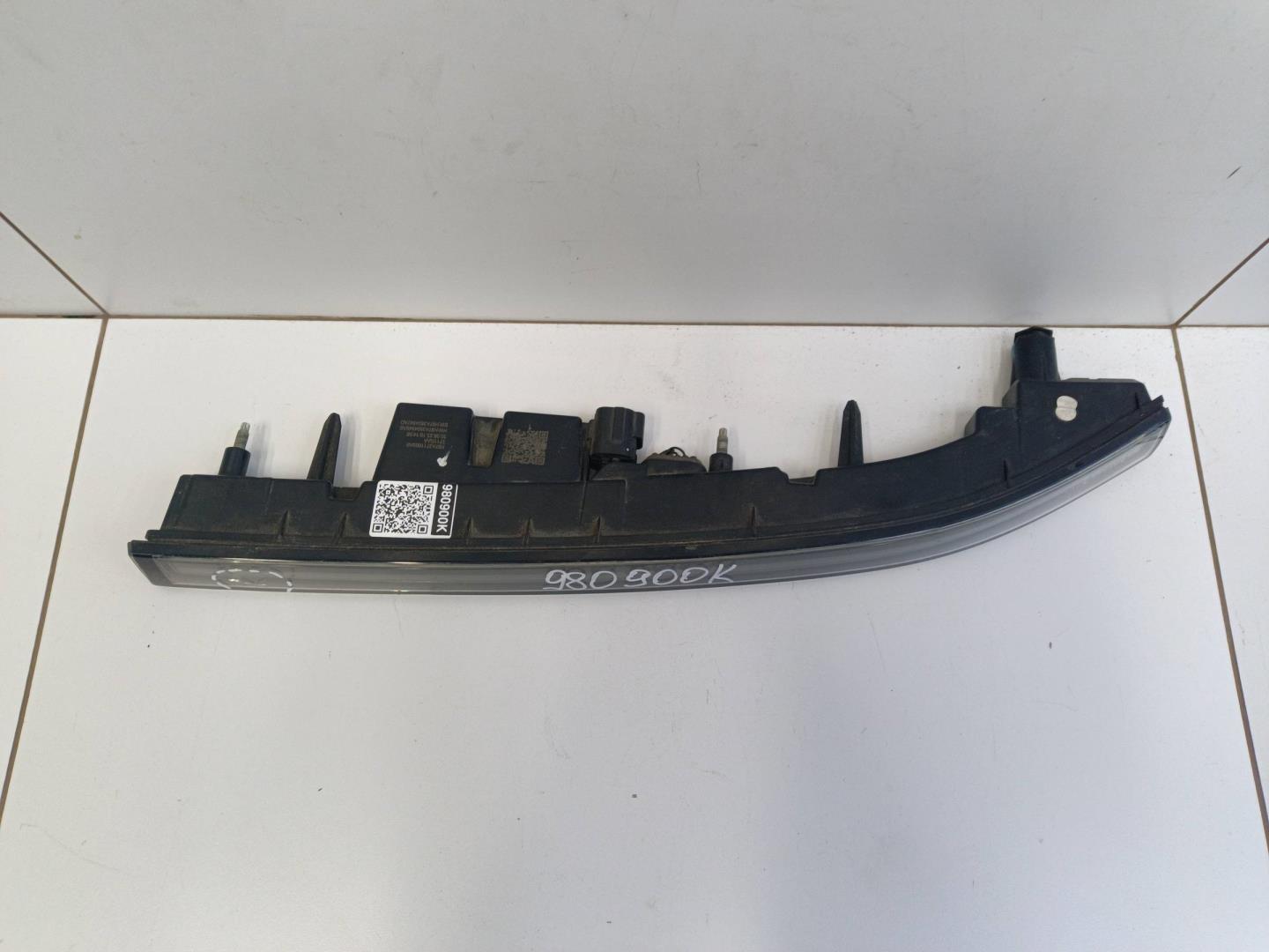 Фара дневного света левая (ходовые огни)