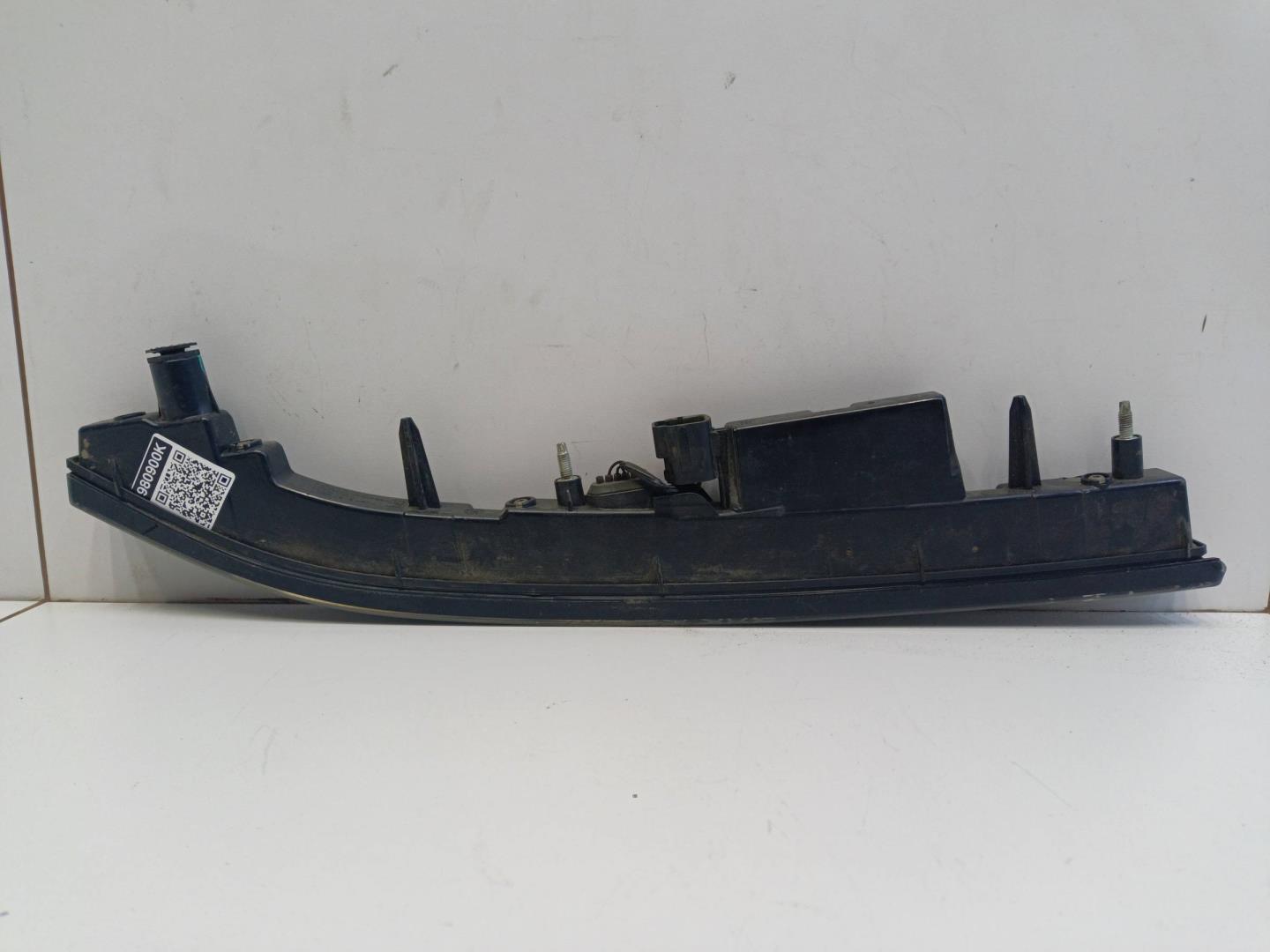 Фара дневного света левая (ходовые огни)