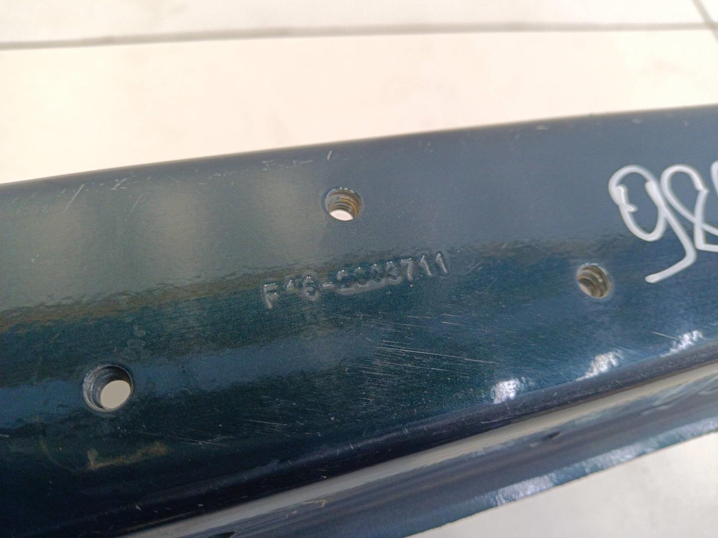 Усилитель переднего бампера