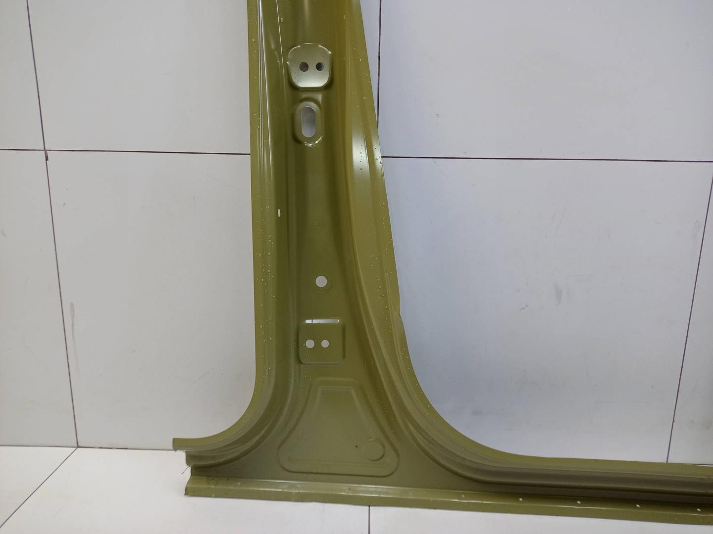 Кузовной элемент