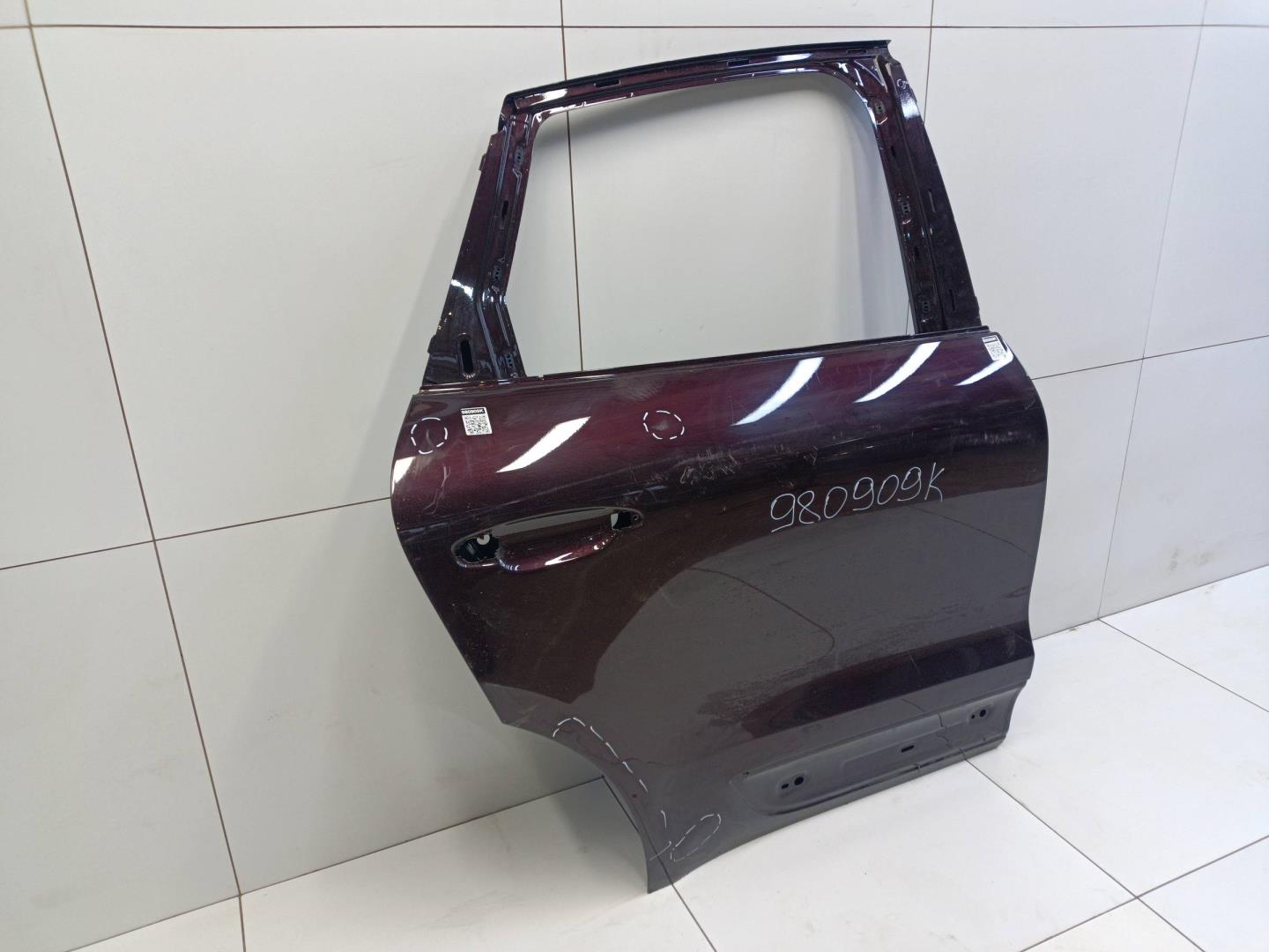 Дверь задняя правая
