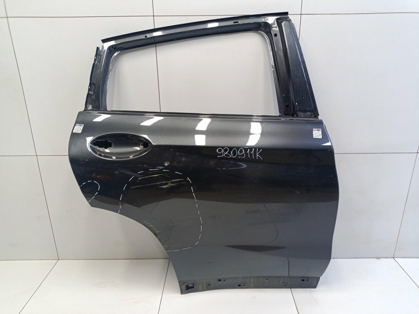 Дверь задняя правая