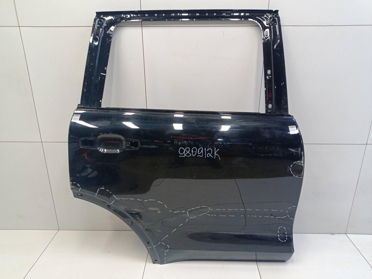 Дверь задняя правая