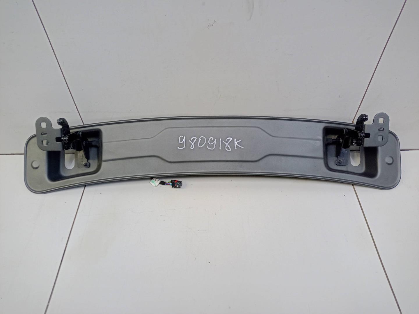 Механизм подъема спойлера