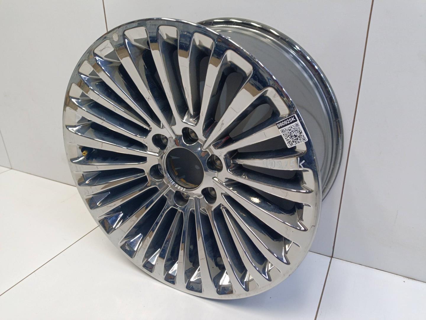 Диск колесный литой легкий сплав