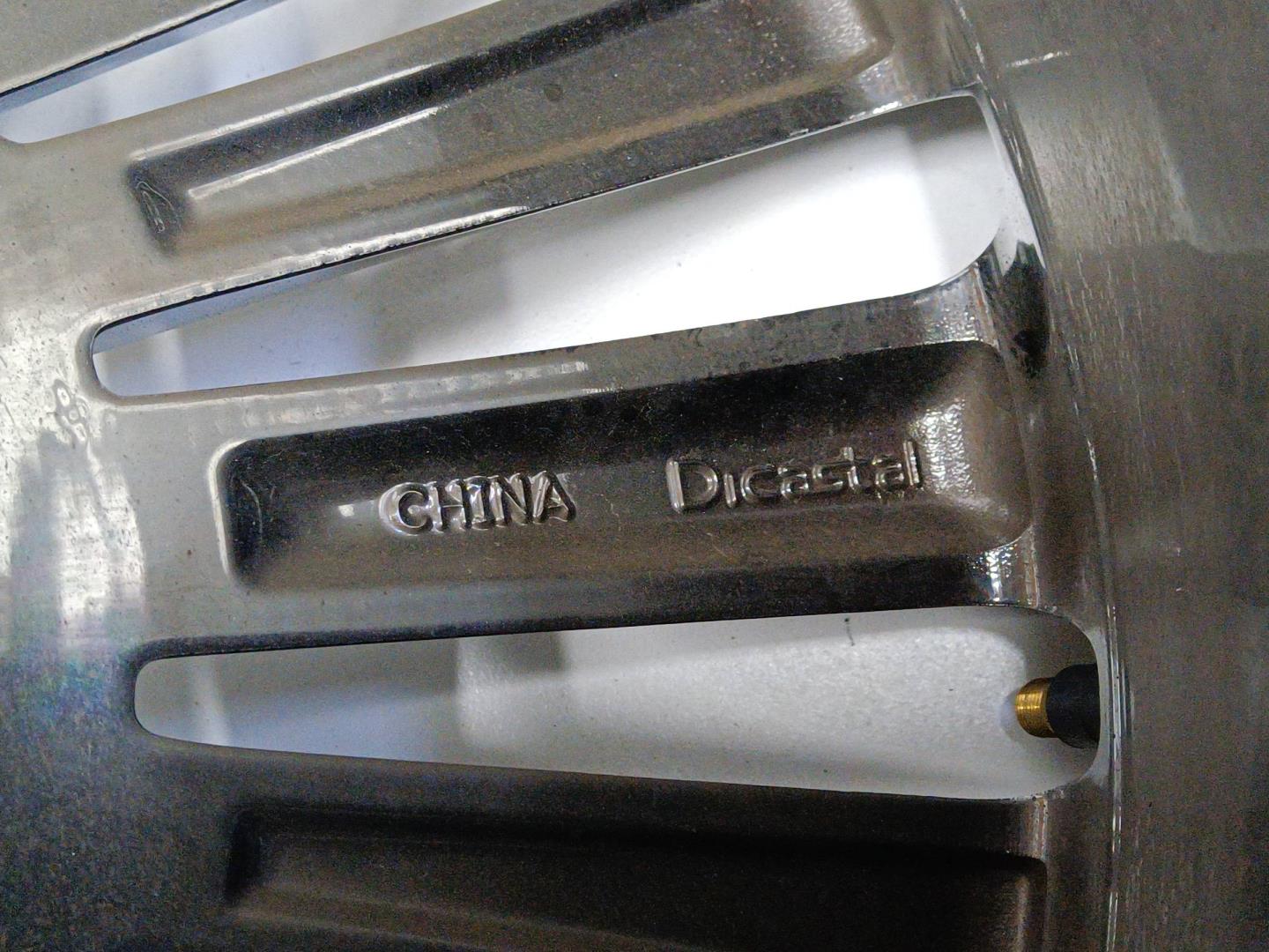 Диск колесный литой легкий сплав