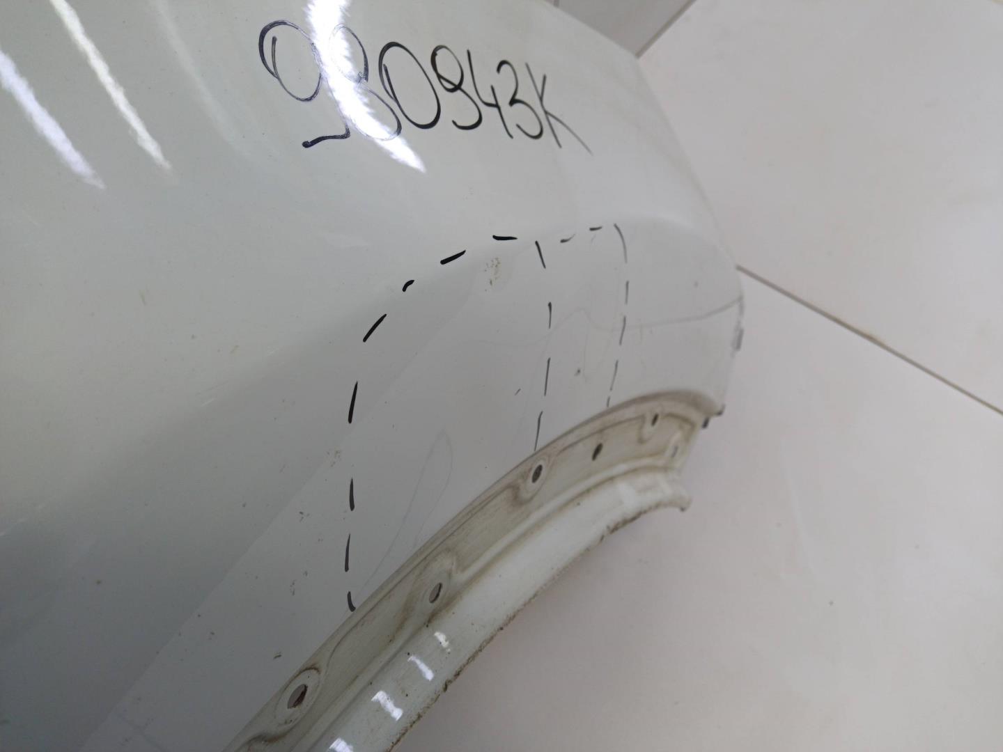 Крыло переднее правое