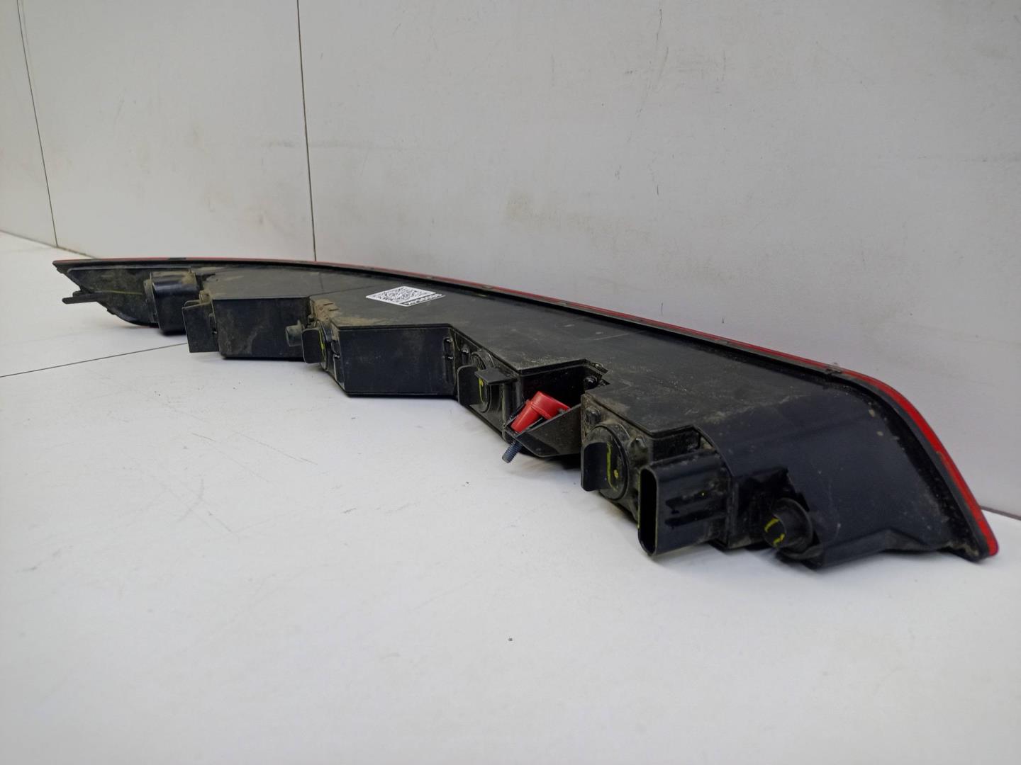 Фонарь задний в бампер левый