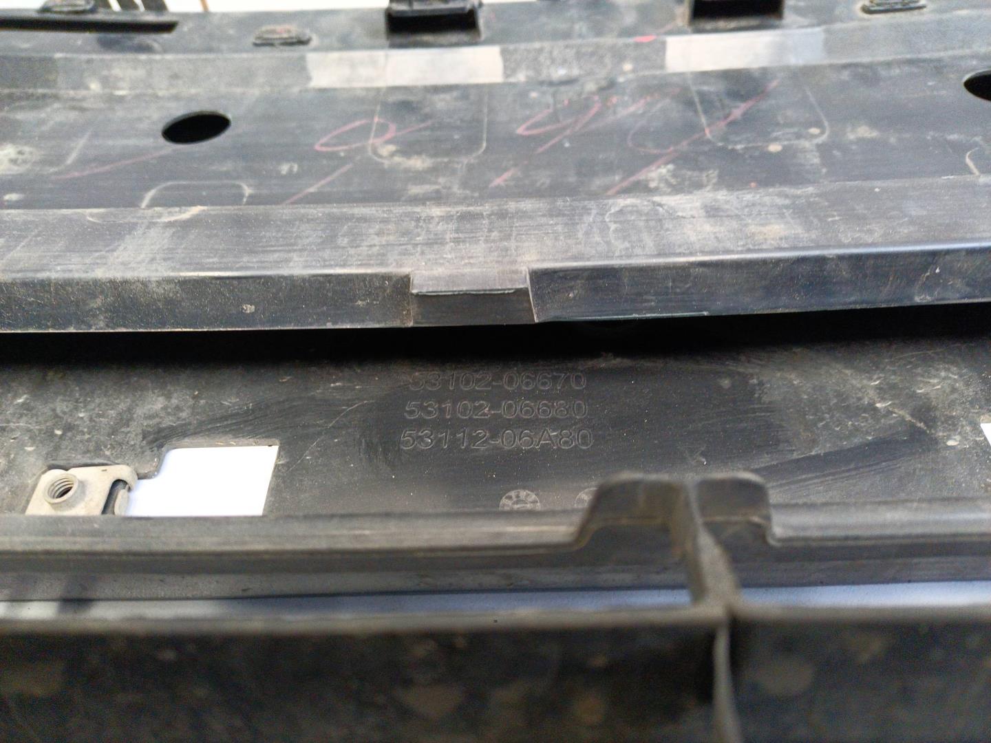 Решетка в бампер