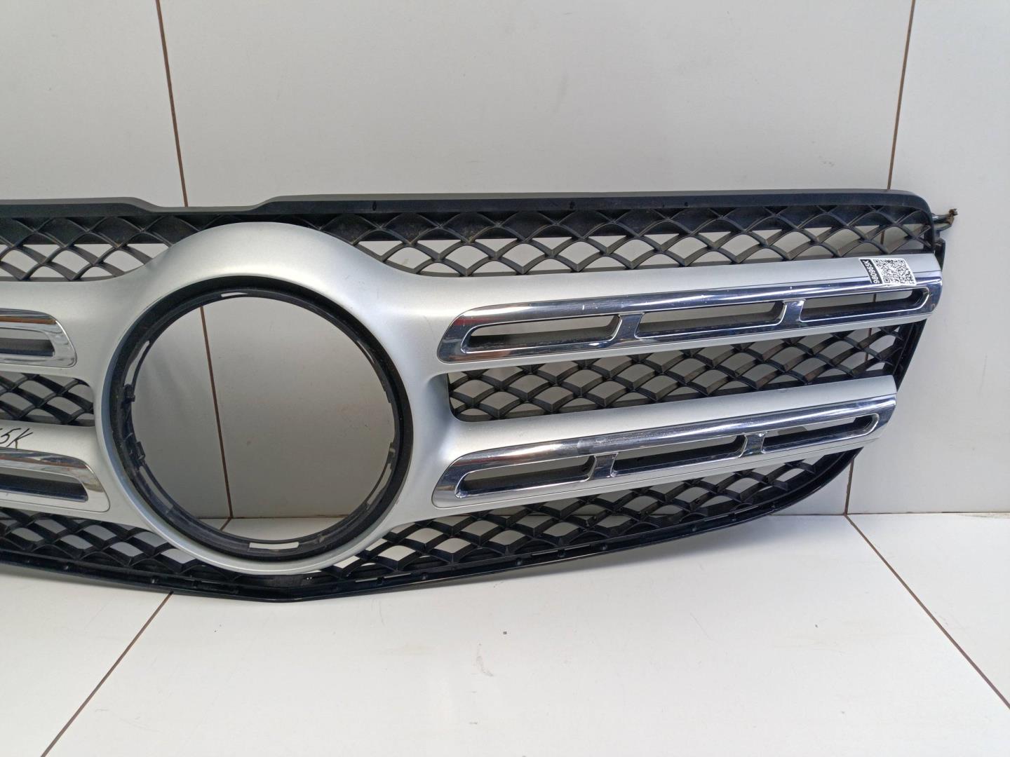 Решетка радиатора