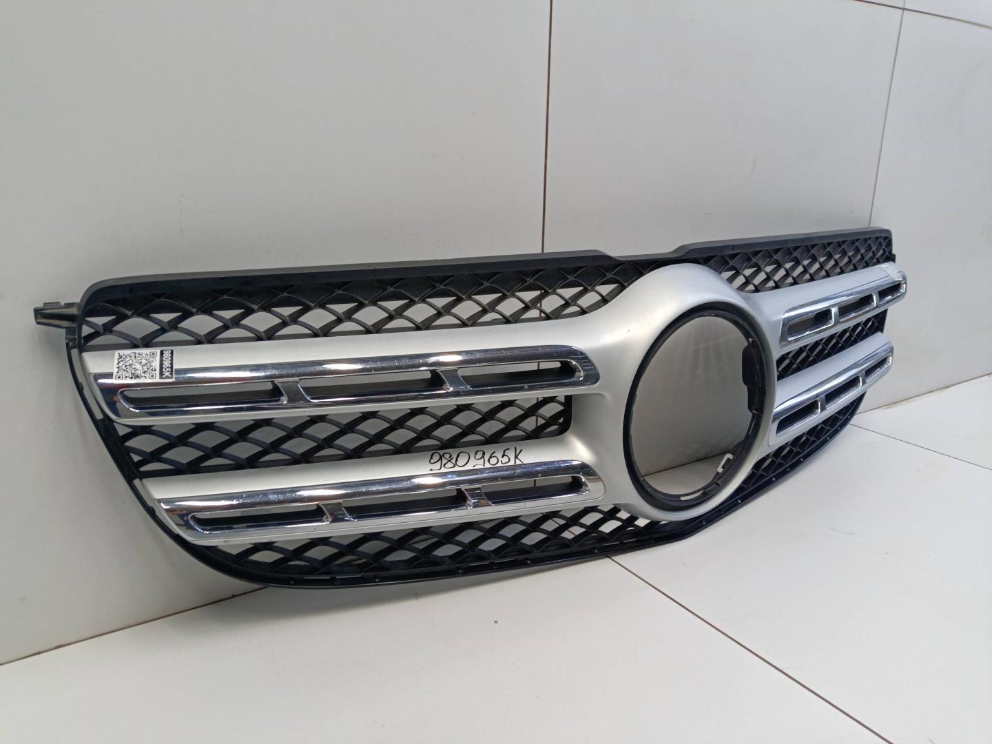 Решетка радиатора