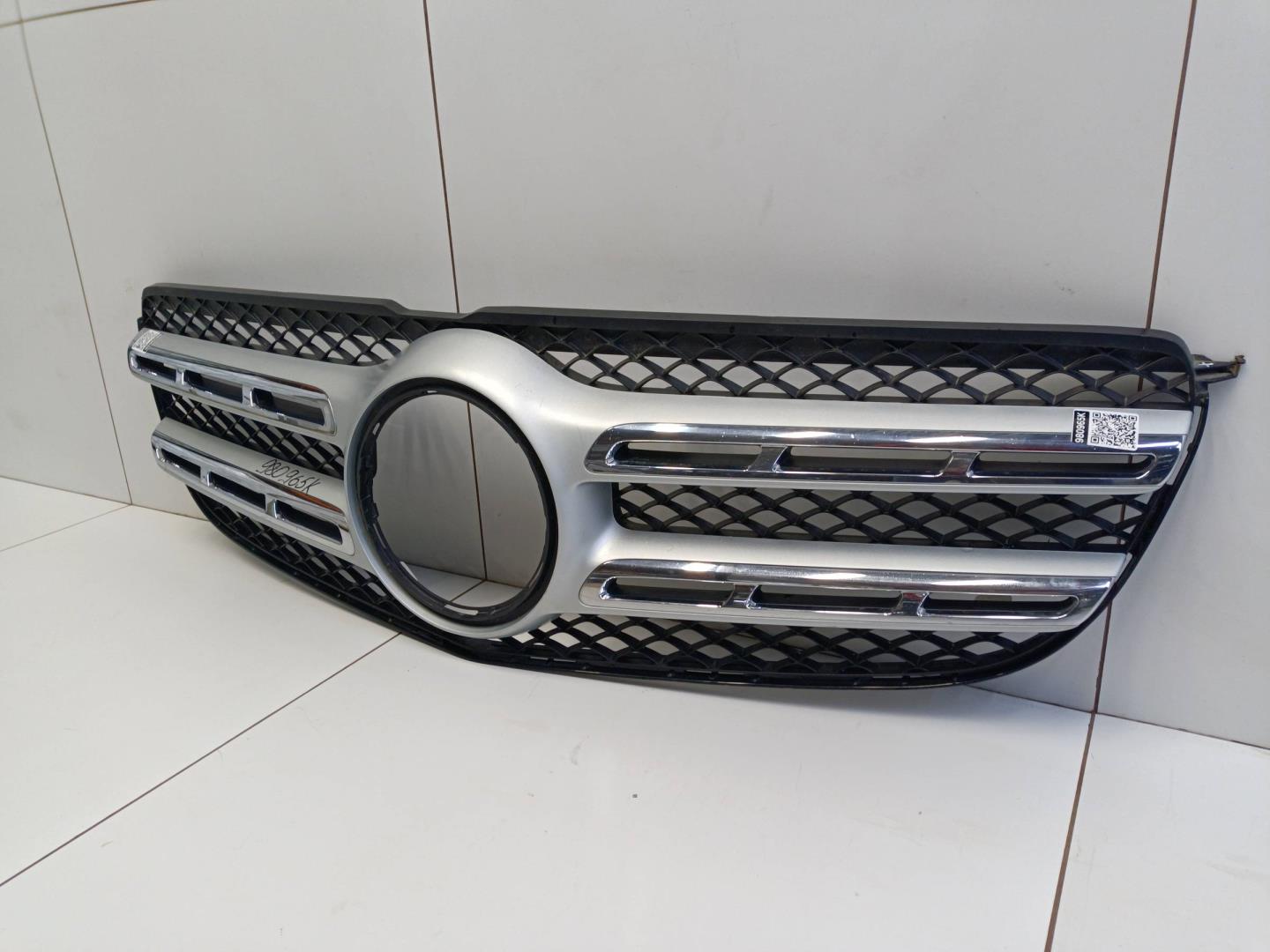 Решетка радиатора