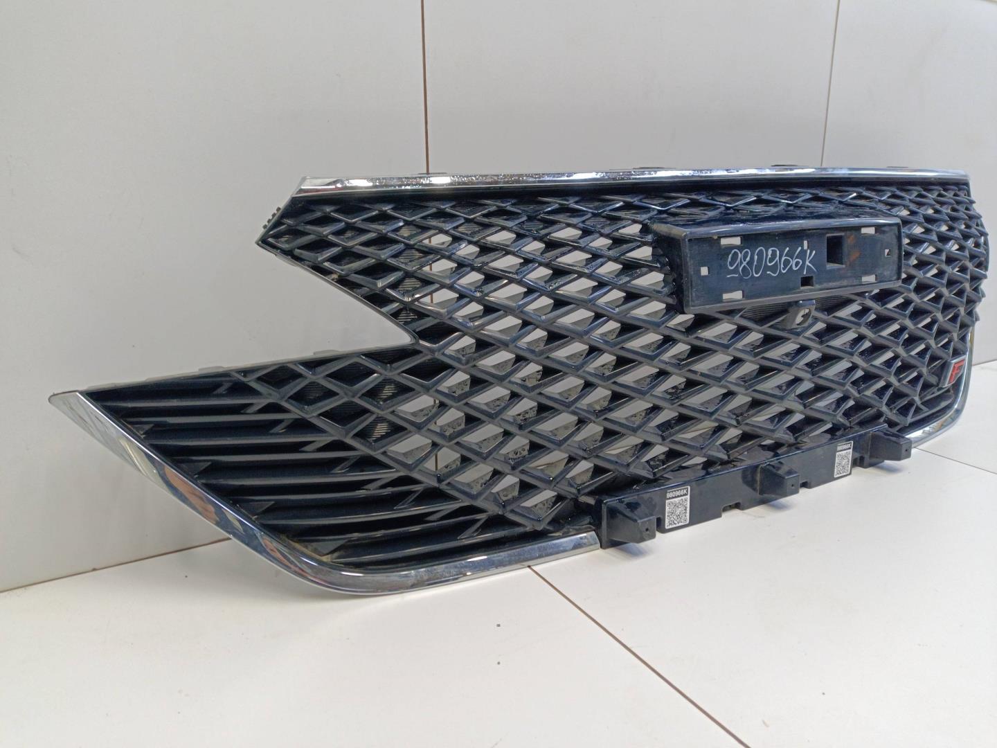 Решетка радиатора