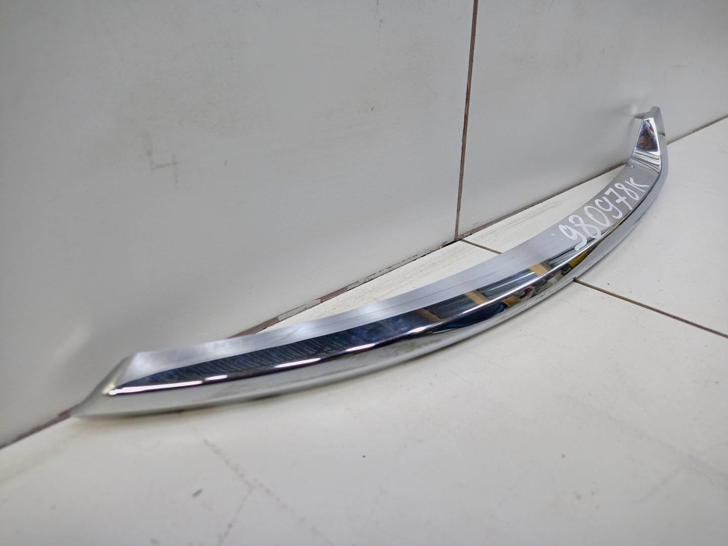 Накладка заднего бампера левая